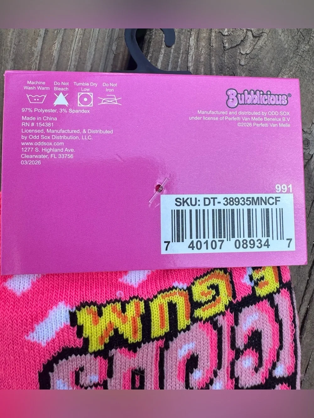 Bubblicious Bubble Gum Crew Socks - Unisex 6 - 12